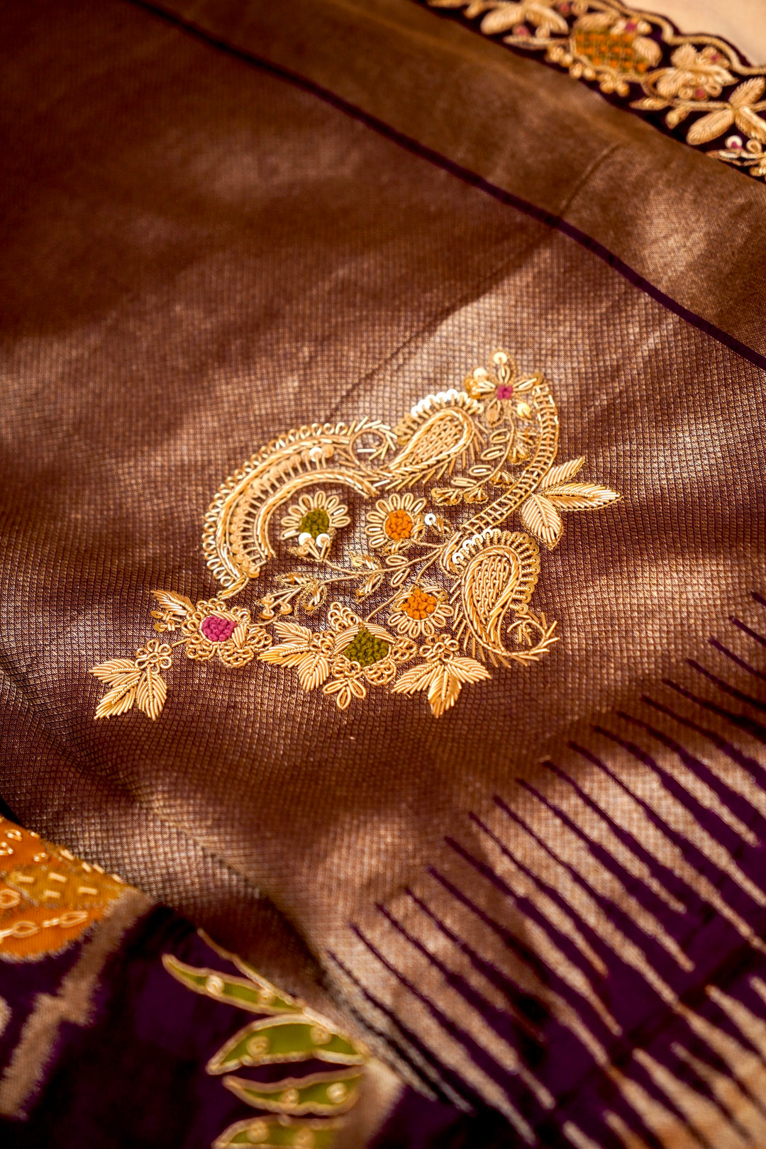 Plum Purple Pure Organza Silk Weaving Saree with Hand Zardozi Embroidery View 5