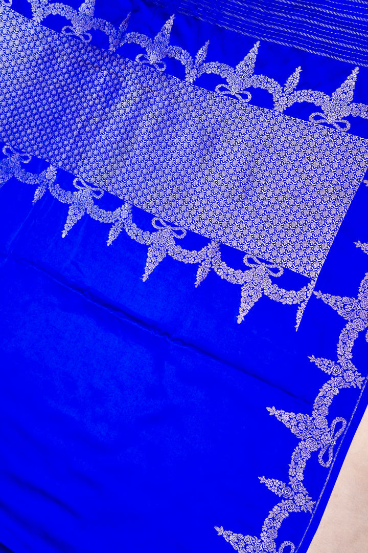 Timeless Elegance in Royal Blue Mashru Silk Saree with Zari Woven Border & Pallu