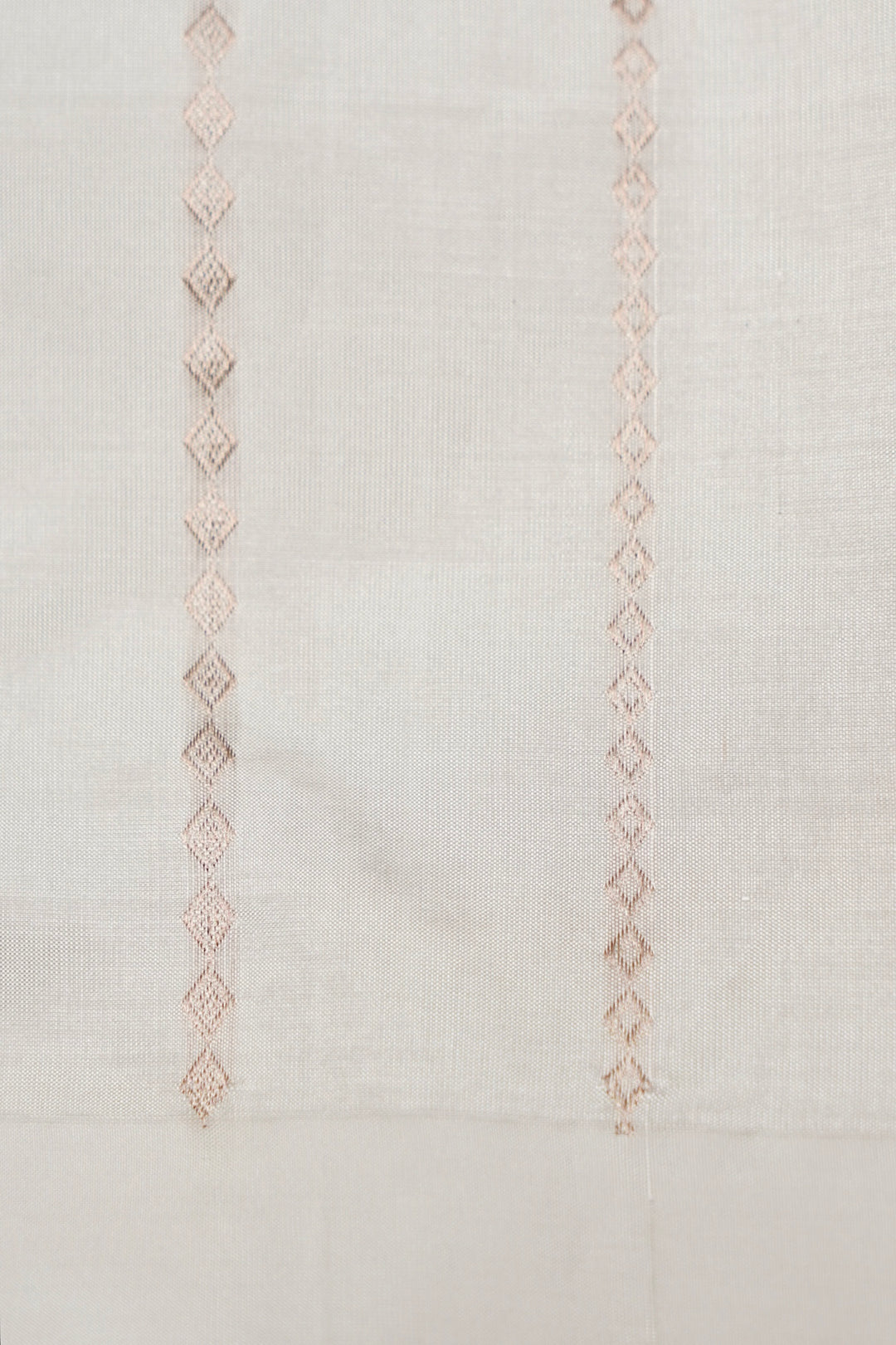 Handwoven Banarasi Pure Puna Silk Saree with Zari Woven Nandi Motifs