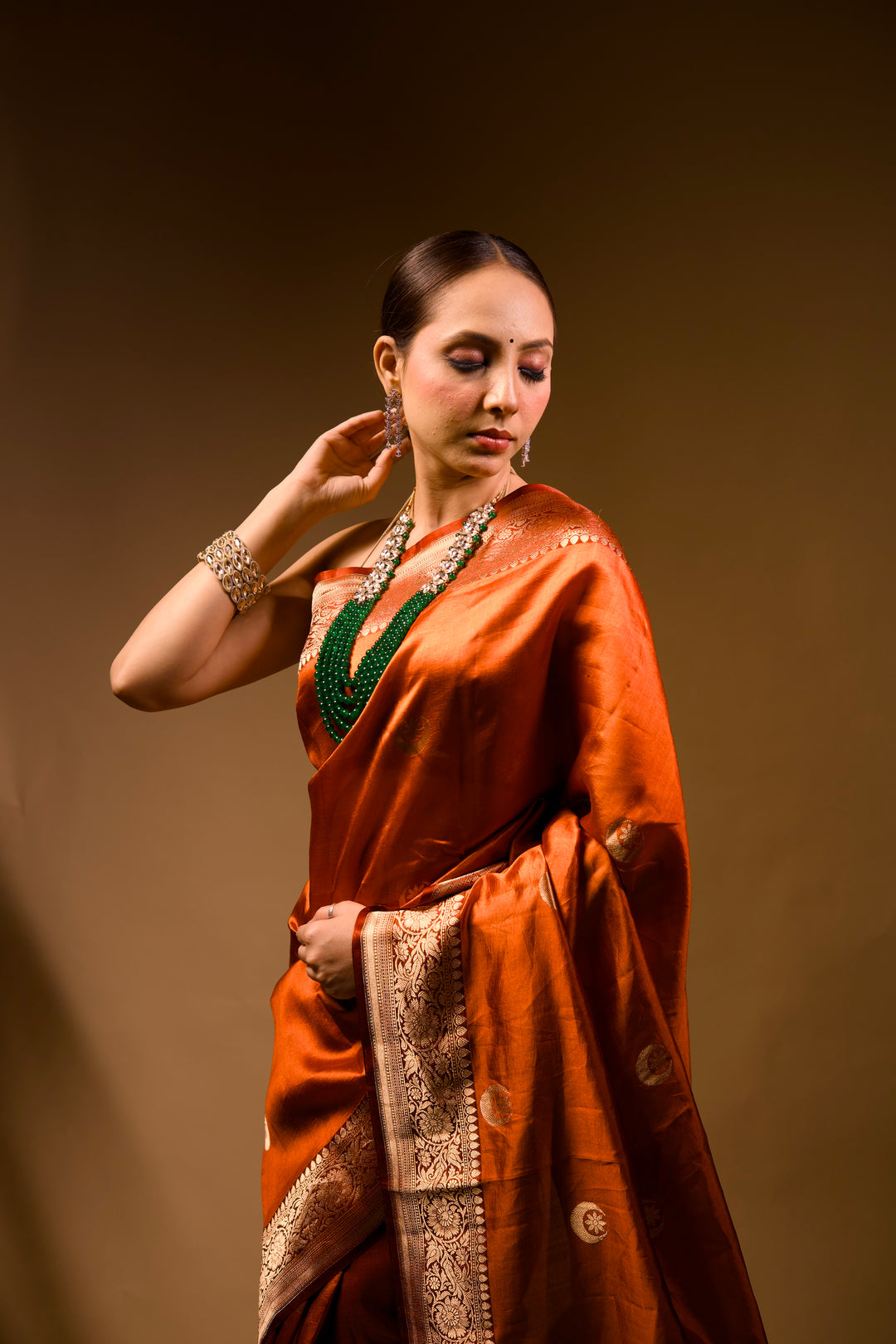 Sonakshi Sinha Inspired Rust Orange Pure Katan Silk Chand Boota Banarasi Saree View 5