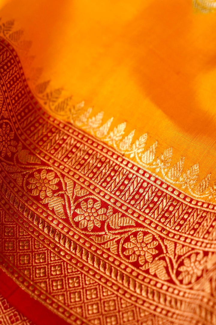Sonaroopa Yellow Banarasi Pure Katan Silk Butidar Saree with Contrast Border and Pallu View 7