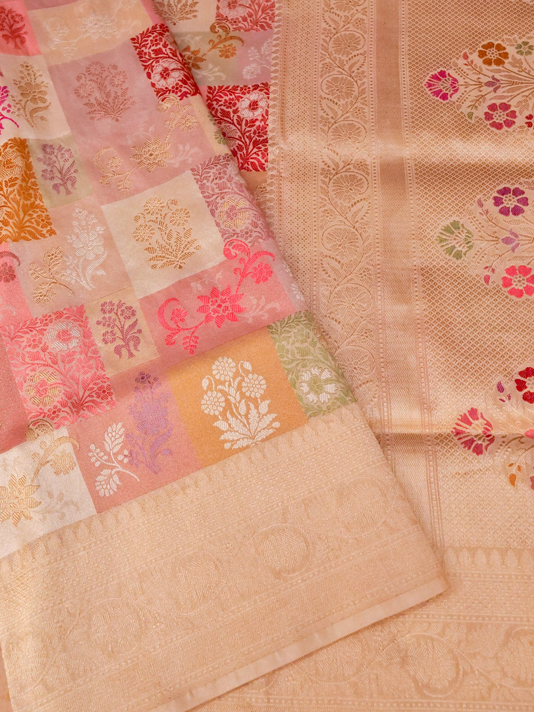 Handloom Banarasi Kadwa Pure Katan Silk Rangkaat Meenakari Saree View 3