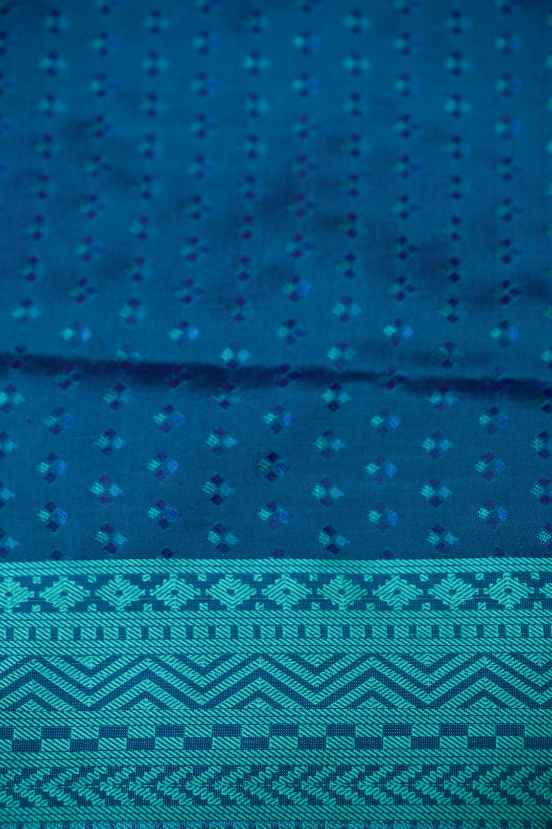 Teal Blue Handwoven Banarasi Tanchoi Silk Saree with Resham Work