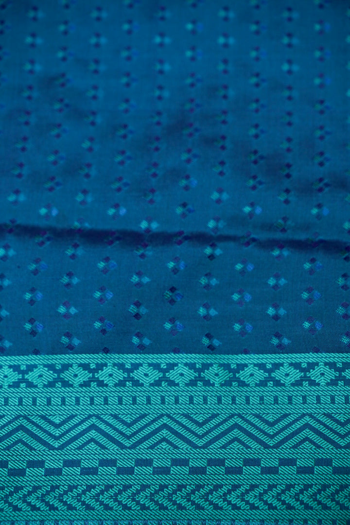 Teal Blue Handwoven Banarasi Tanchoi Silk Saree with Resham Work