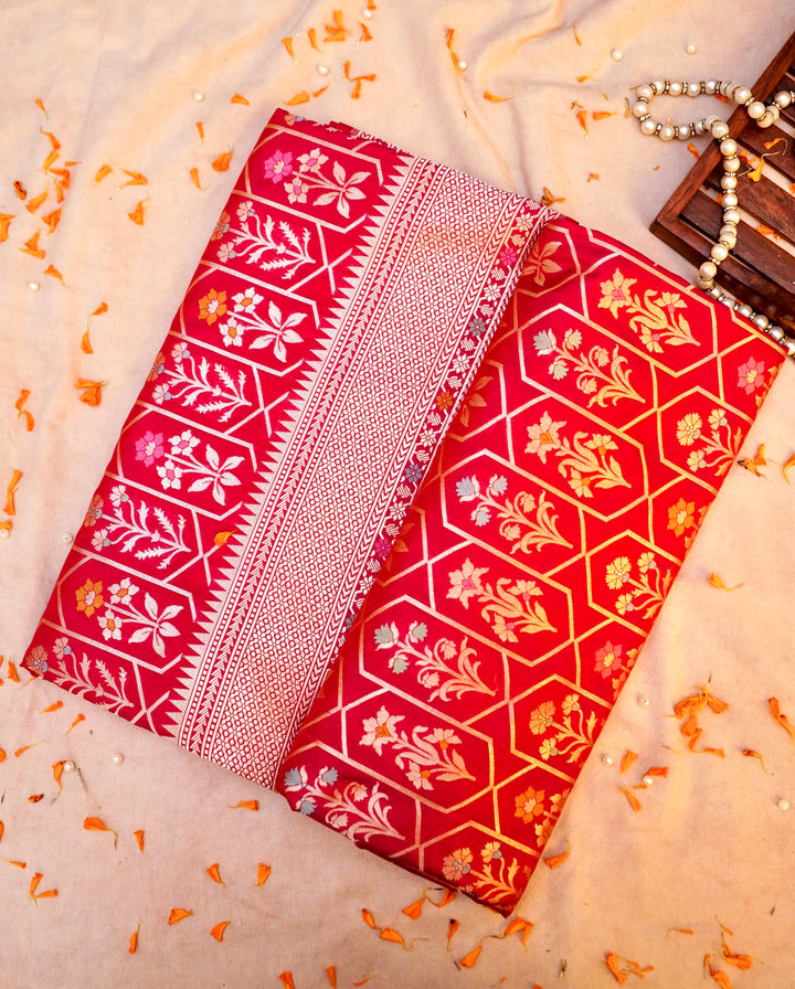 Charming Pink Pure Handloom Katan Silk Meenakari Banarasi Saree