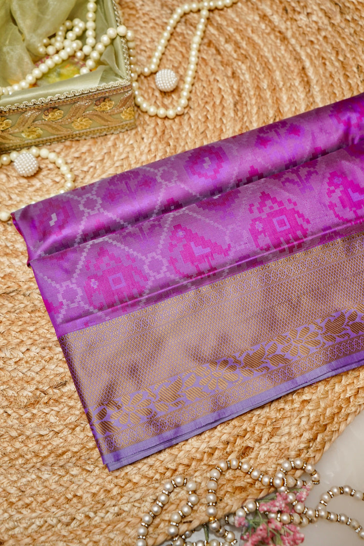 Magenta Pink Handwoven Pure Banarasi Tanchoi Silk Saree