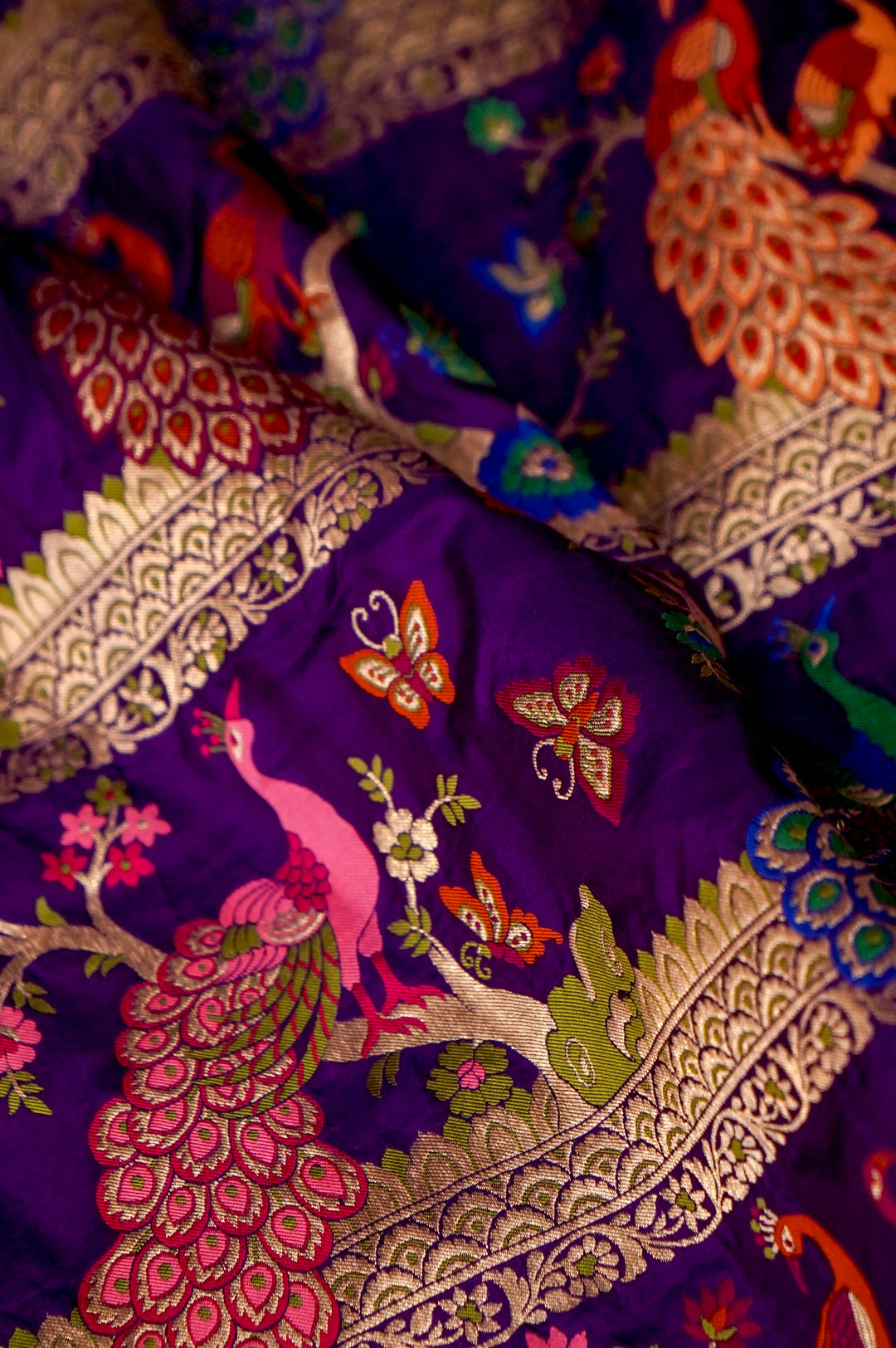 Handwoven Banarasi Pure Meenakari Shikargah Peacock Motif Katan Silk Saree View 6