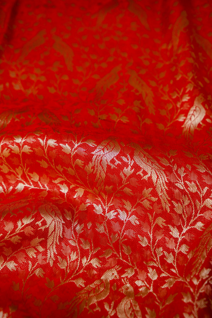 Bridal Pink Brocade Silk Figure Motif Saree with Embroidery Border View 5