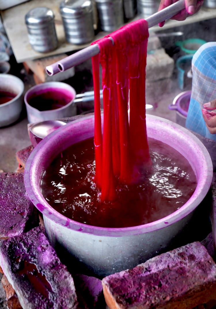 fabric coloring process in vanadana sarees's manufacturing unit in banaras