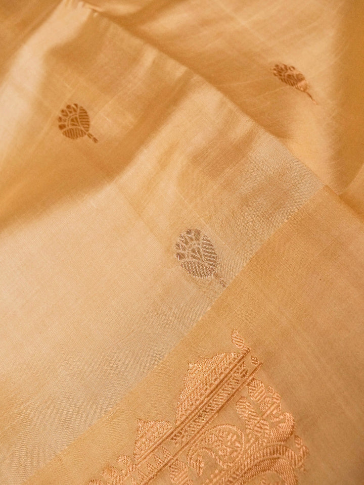 Cream White Pure Silk Saree with Kadwa Soonaroopa Satin Border