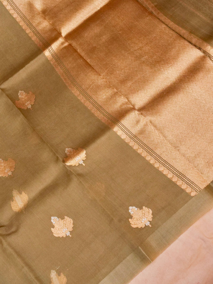 Handwoven Banarasi Organza Kora Khadwa Woven Saree