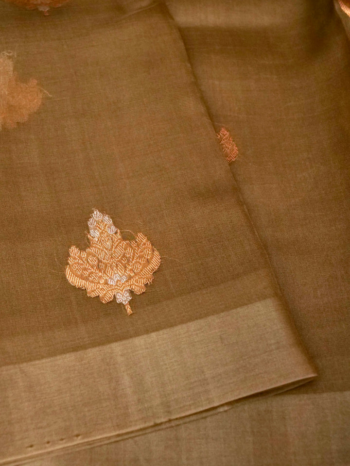 Handwoven Banarasi Organza Kora Khadwa Woven Saree