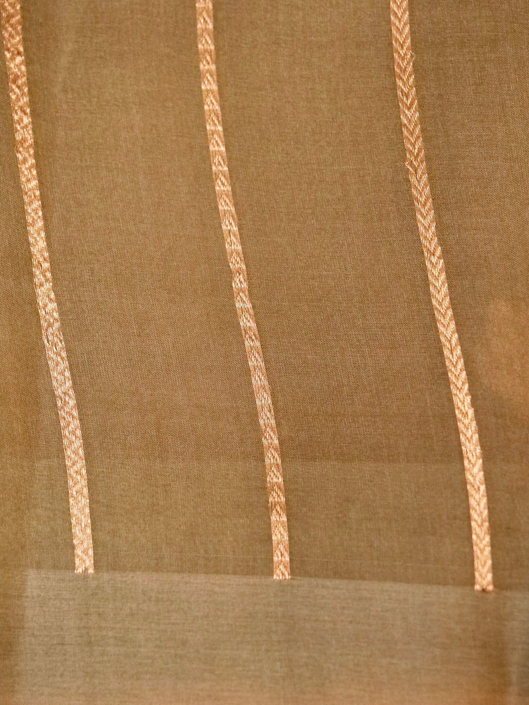 Handwoven Banarasi Organza Kora Khadwa Woven Saree