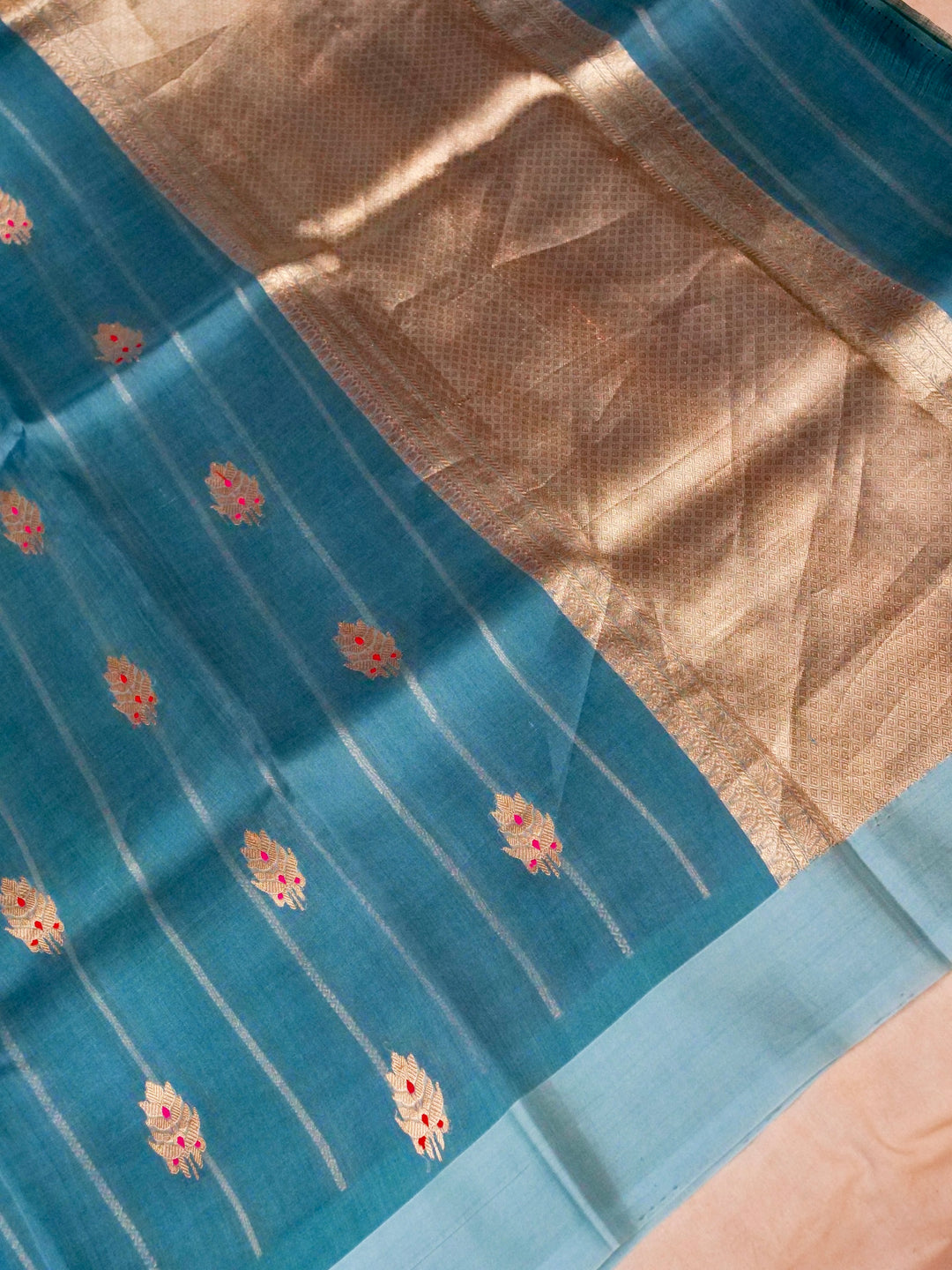 Handwoven Banarasi Organza Saree with Meenakari & Kadwa Weave