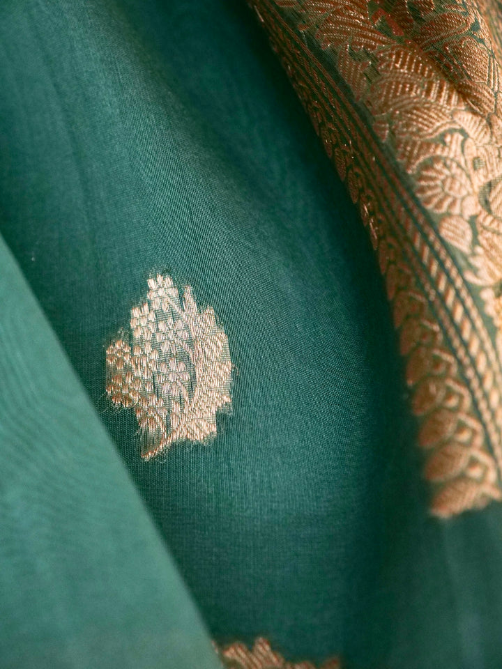 Handwoven Banarasi Organza Kora Saree
