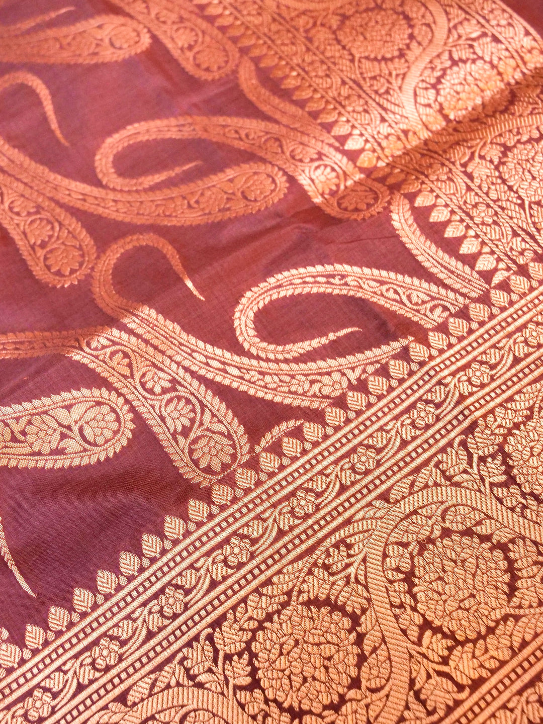 Pure Handloom Banarasi Lavender Paisley Katan Silk Saree