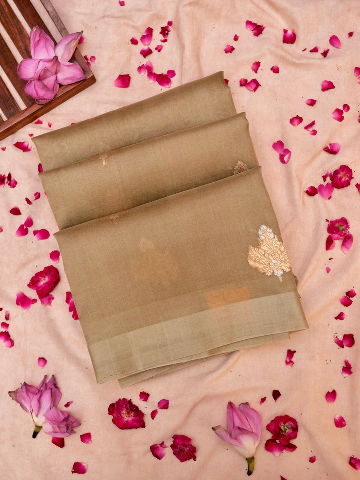 Handwoven Banarasi Organza Kora Khadwa Woven Saree